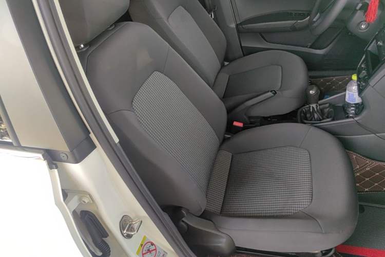 Used Volkswagen Santana 2016 1.6L Manual Fashion Edition Right Front Seat