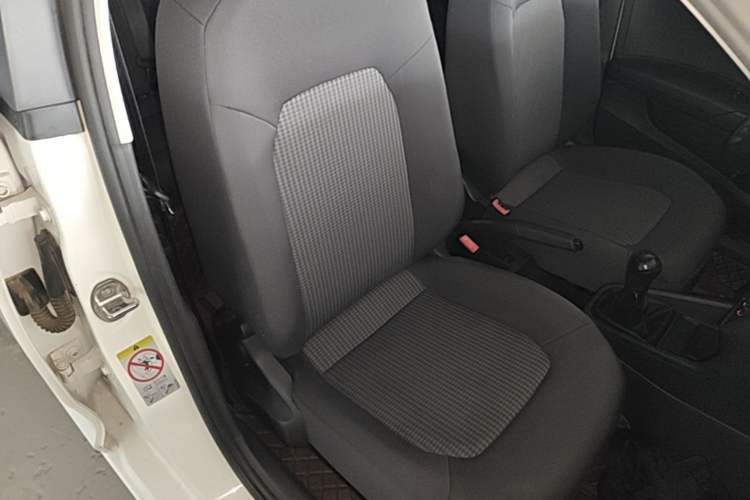 Used Volkswagen Santana 2016 1.6L Manual Fashion Edition Right Front Seat