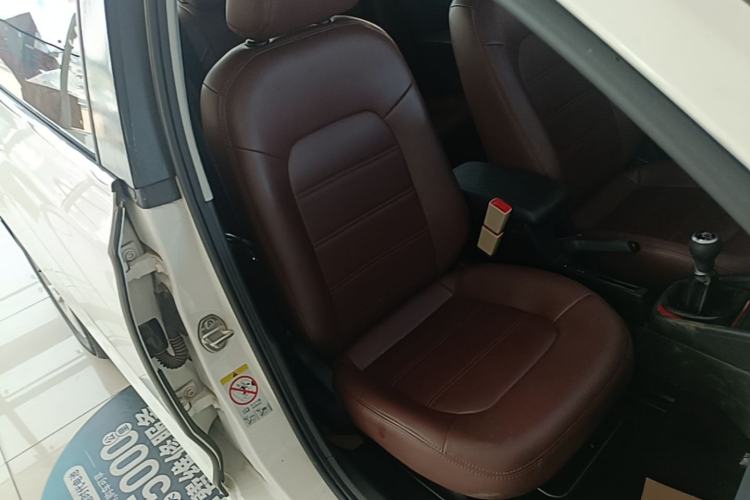 Used Volkswagen Santana 2016 1.6L Manual Fashion Edition Right Front Seat