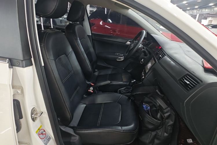 Used Volkswagen Santana 2016 1.6L Automatic Fashion Edition Right Front Seat