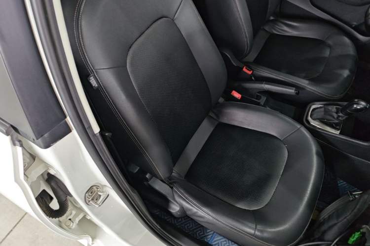 Used Volkswagen Santana 2016 1.6L Automatic Fashion Edition Right Front Seat