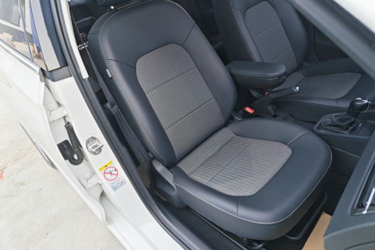 Used Volkswagen Santana 2016 1.6L Automatic Comfort Edition Right Front Seat