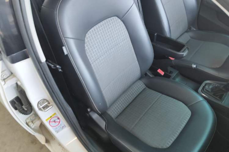 Used Volkswagen Santana 2016 1.6L Automatic Comfort Edition Right Front Seat