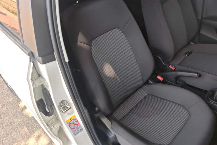 Used Volkswagen Santana 2016 1.4L Manual Fashion Edition Right Front Seat