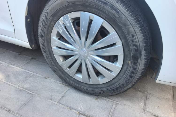 Used Volkswagen Santana 2016 1.4L Manual Fashion Edition Right Front Wheel Hub