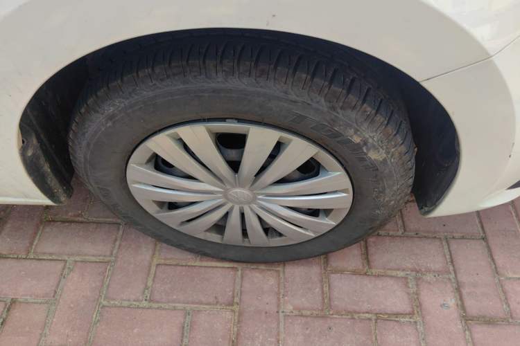 Used Volkswagen Santana 2016 1.4L Manual Fashion Edition Right Front Wheel Hub