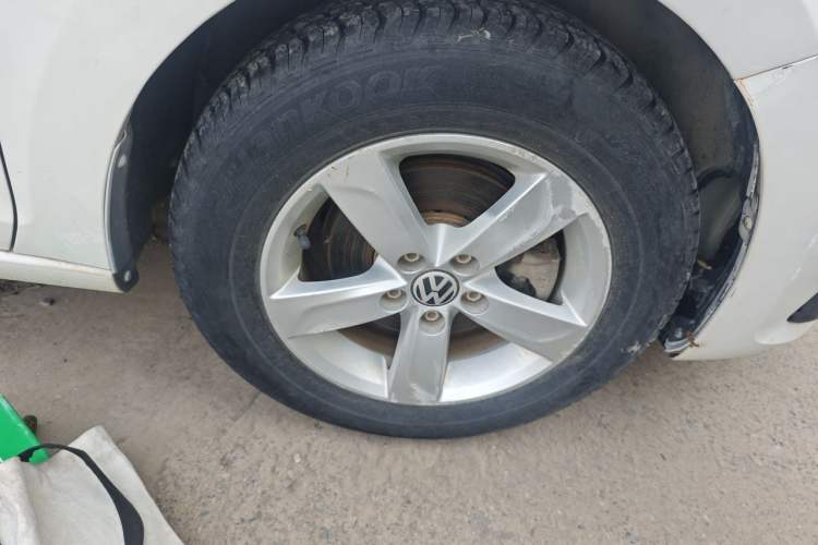 Used Volkswagen Santana 2016 1.4L Manual Fashion Edition Right Front Wheel Hub