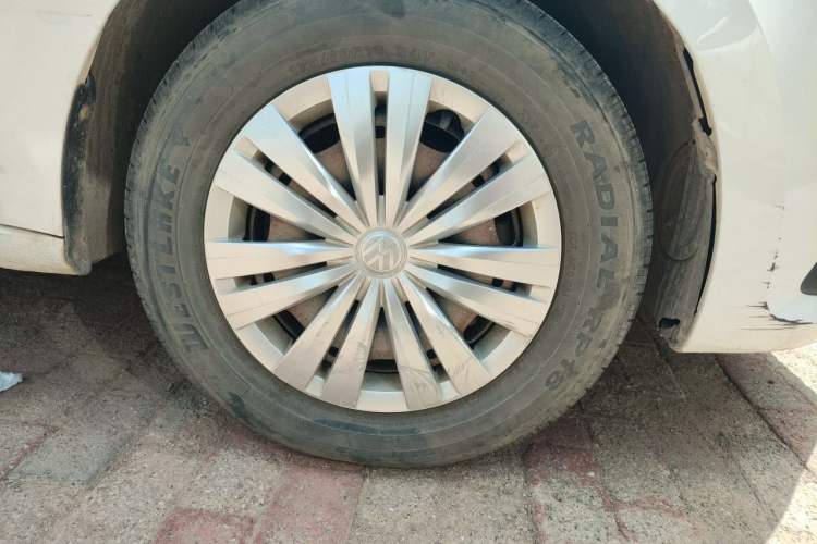 Used Volkswagen Santana 2016 1.4L Manual Fashion Edition Right Front Wheel Hub