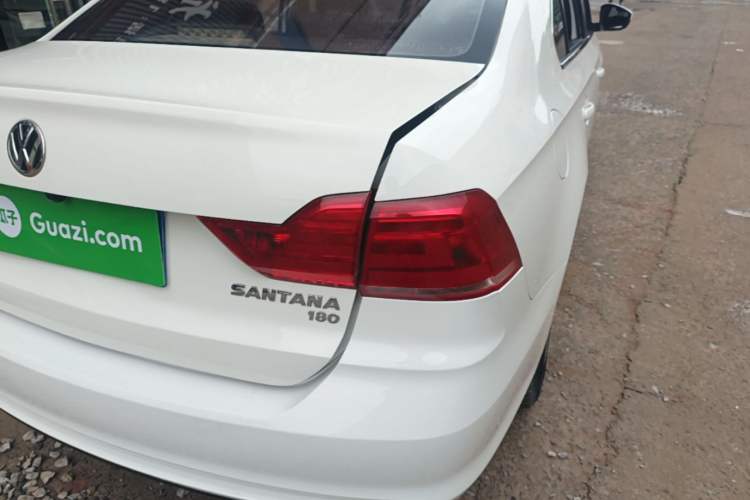 Used Volkswagen Santana 2016 1.6L Manual Fashion Edition Right Rear Taillight