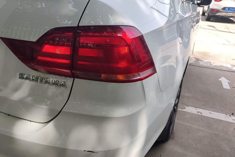 Used Volkswagen Santana 2016 1.4L Manual Fashion Edition Right Rear Taillight