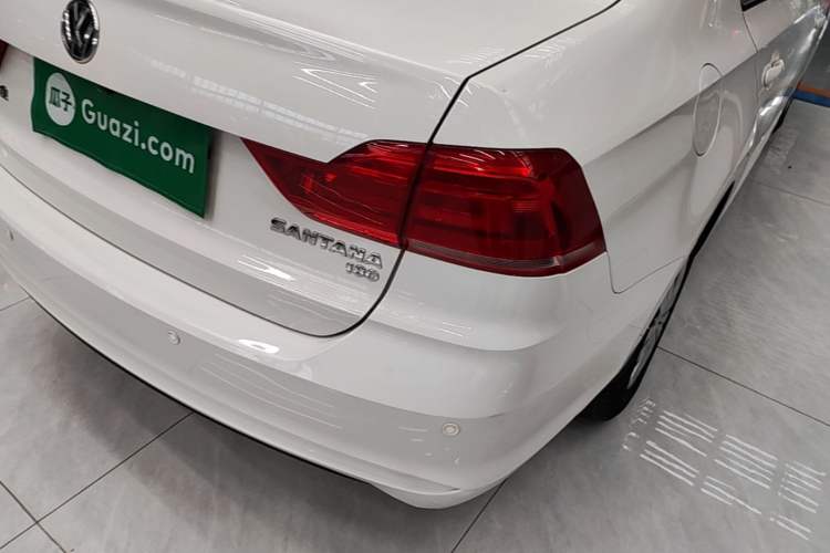 Used Volkswagen Santana 2016 1.6L Manual Fashion Edition Right Rear Taillight