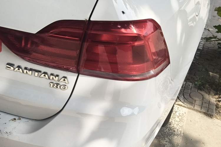 Used Volkswagen Santana 2016 1.6L Automatic Fashion Edition Right Rear Taillight