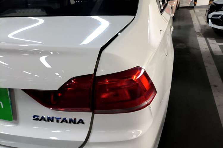 Used Volkswagen Santana 2016 1.4L Manual Fashion Edition Right Rear Taillight