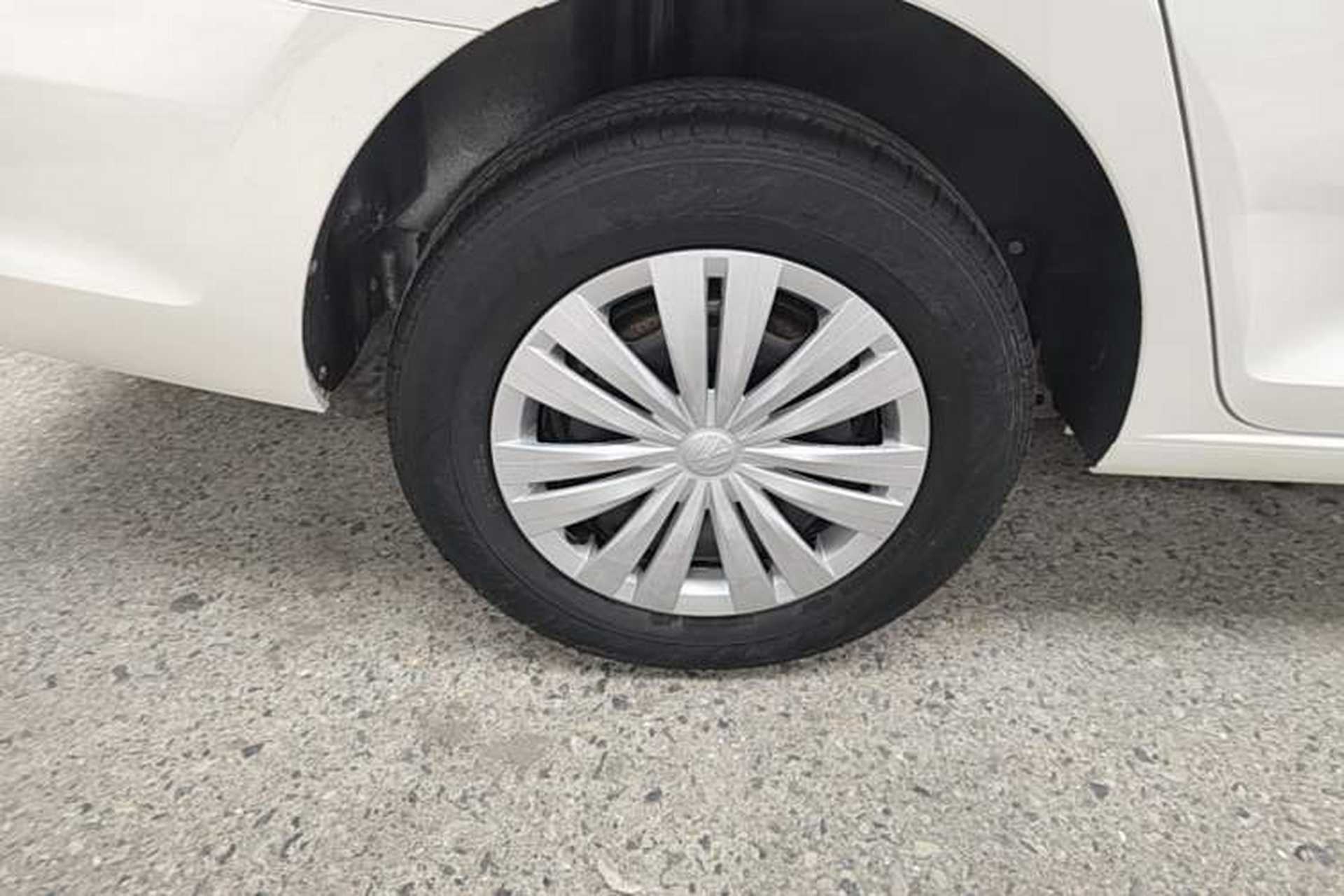 Used Volkswagen Santana 2016 1.6L Automatic Fashion Edition Right Rear Wheel Hub