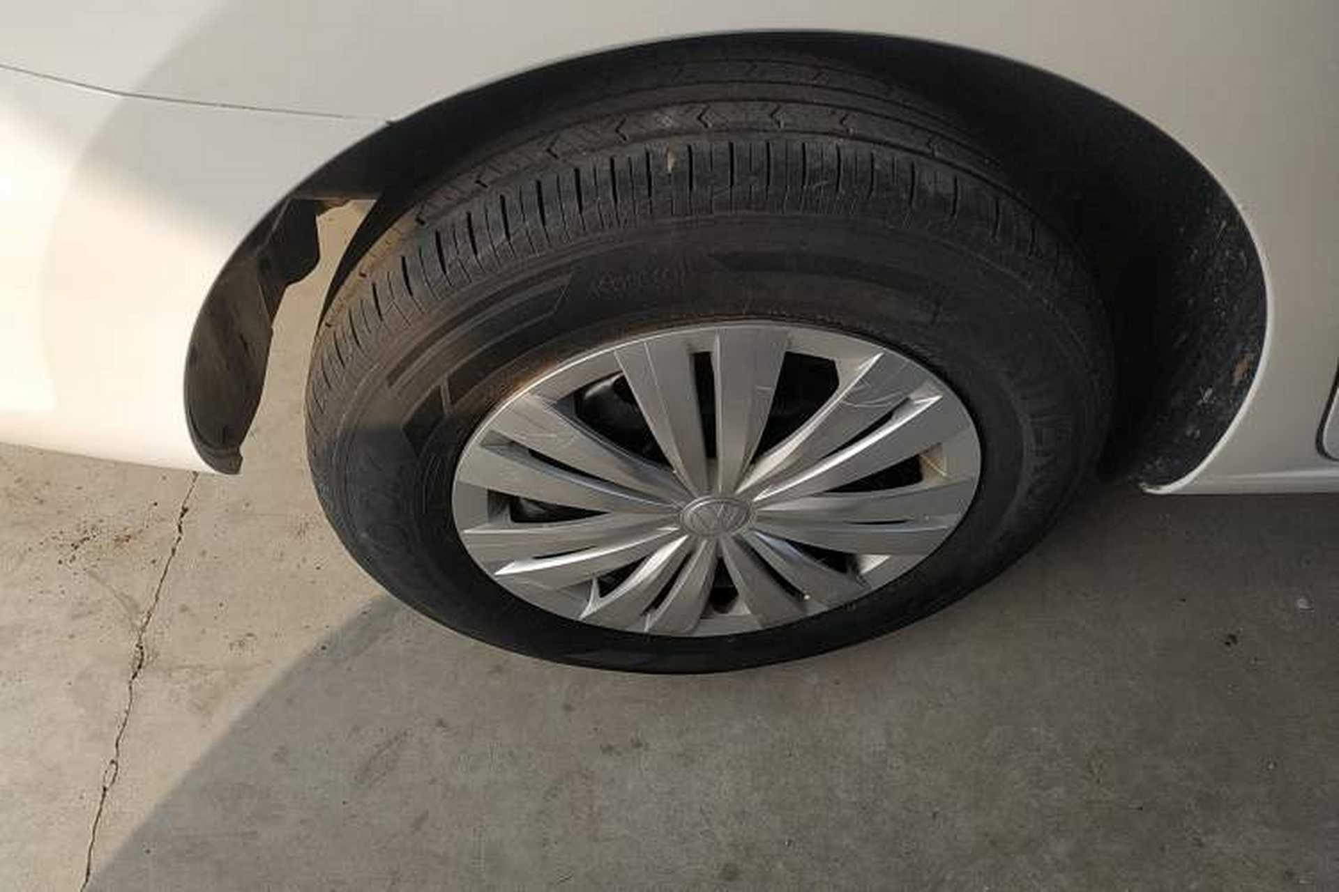 Used Volkswagen Santana 2016 1.4L Manual Fashion Edition Right Rear Wheel Hub