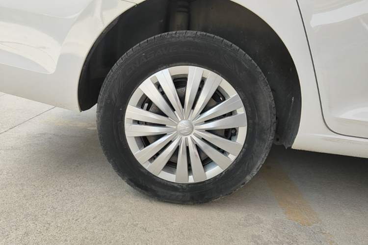 Used Volkswagen Santana 2016 1.4L Manual Fashion Edition Right Rear Wheel Hub