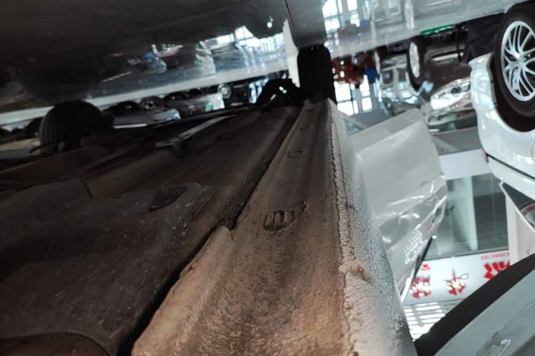 Used Volkswagen Santana 2016 1.6L Manual Fashion Edition Right Side Sill