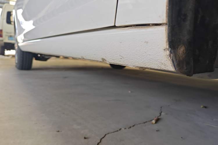 Used Volkswagen Santana 2016 1.6L Manual Fashion Edition Right Side Sill