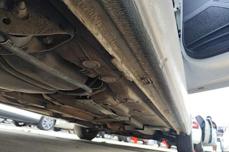 Used Volkswagen Santana 2016 1.6L Manual Fashion Edition Right Side Sill