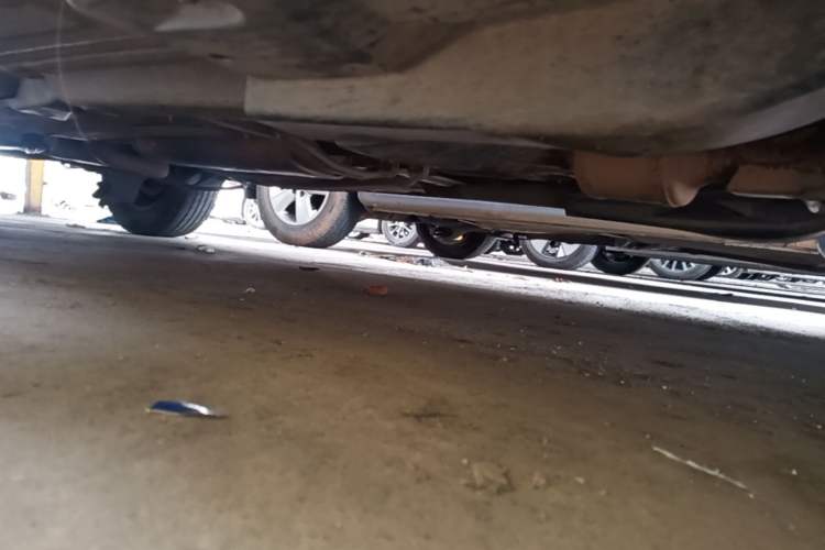 Used Volkswagen Santana 2016 1.6L Automatic Fashion Edition Right Side Sill