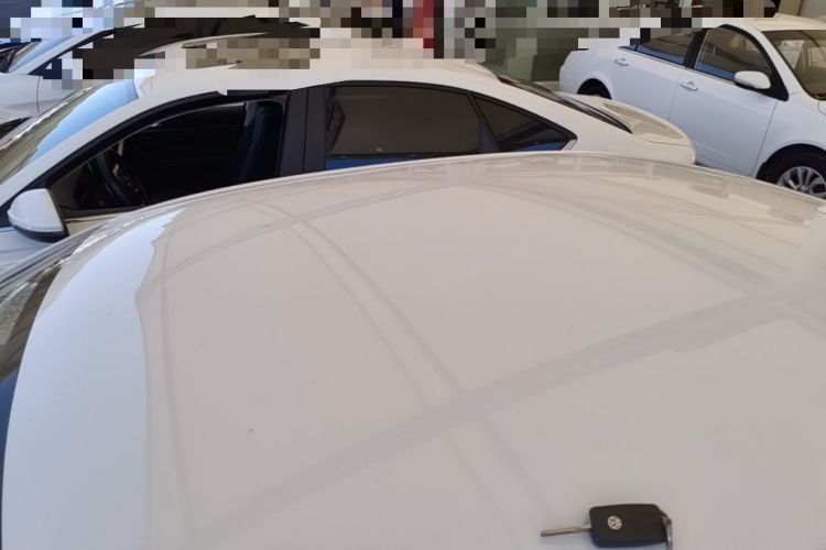 Used Volkswagen Santana 2016 1.6L Automatic Fashion Edition Roof
