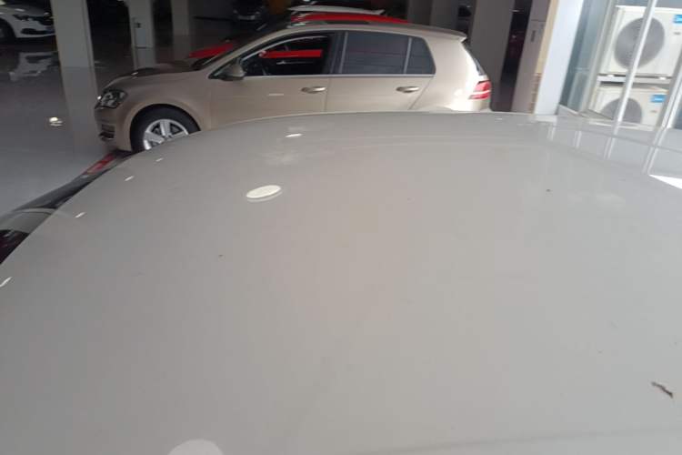 Used Volkswagen Santana 2016 1.6L Manual Fashion Edition Roof