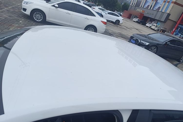 Used Volkswagen Santana 2016 1.6L Automatic Fashion Edition Roof