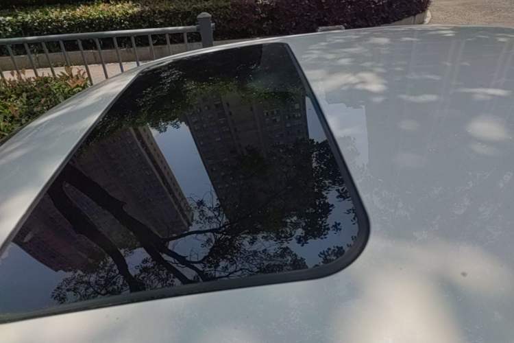 Used Volkswagen Santana 2016 1.6L Automatic Comfort Edition Roof