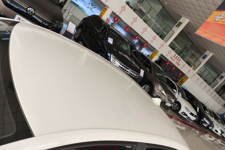 Used Volkswagen Santana 2016 1.4L Manual Fashion Edition Roof