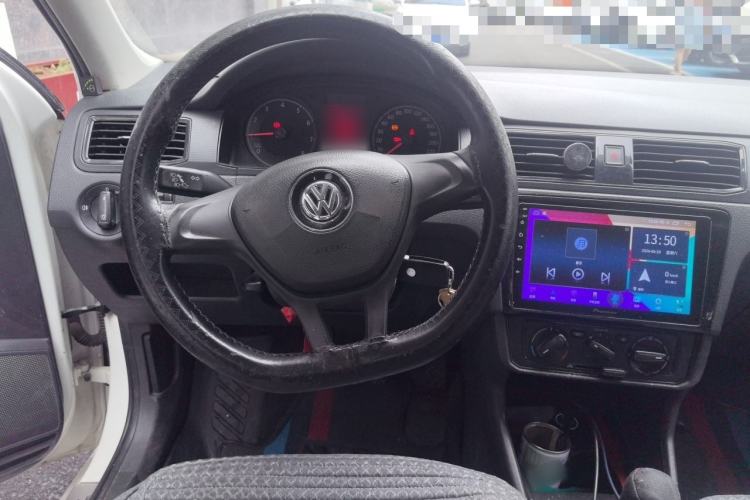 Used Volkswagen Santana 2016 1.6L Manual Fashion Edition Steering Wheel