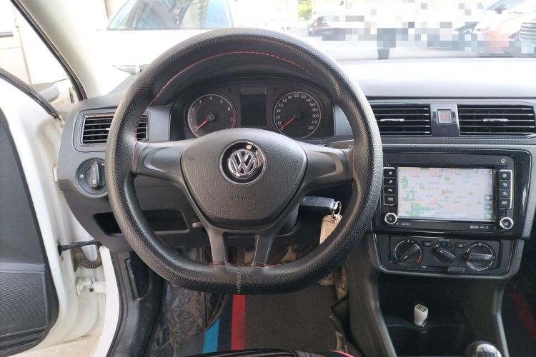 Used Volkswagen Santana 2016 1.4L Manual Fashion Edition Steering Wheel