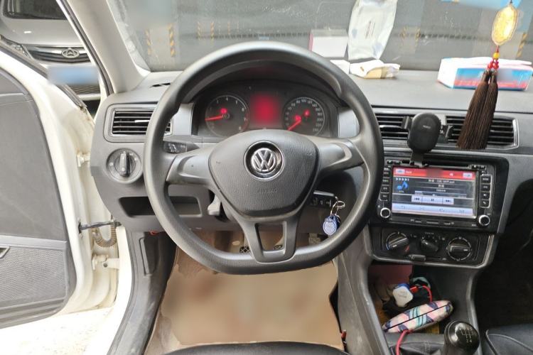Used Volkswagen Santana 2016 1.4L Manual Fashion Edition Steering Wheel