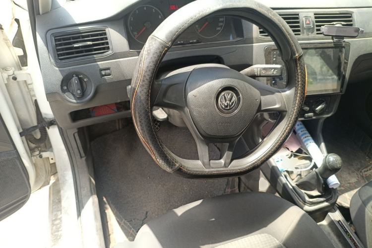 Used Volkswagen Santana 2016 1.6L Manual Fashion Edition Steering Wheel