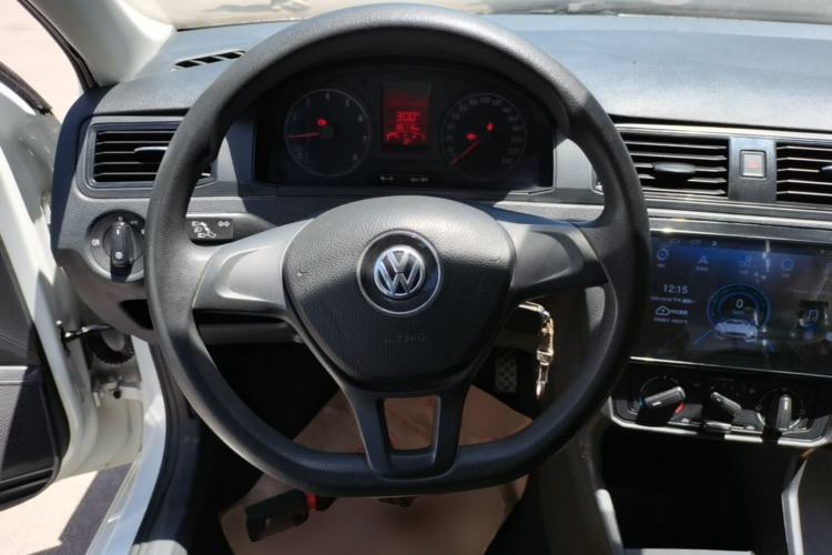 Used Volkswagen Santana 2016 1.4L Manual Fashion Edition Steering Wheel