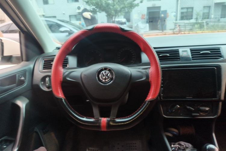 Used Volkswagen Santana 2016 1.4L Manual Fashion Edition Steering Wheel