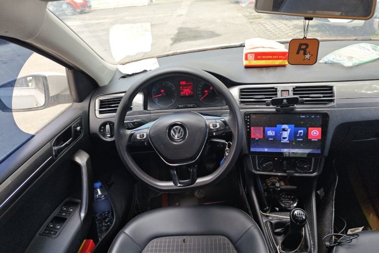 Used Volkswagen Santana 2016 1.6L Manual Comfort Edition Steering Wheel