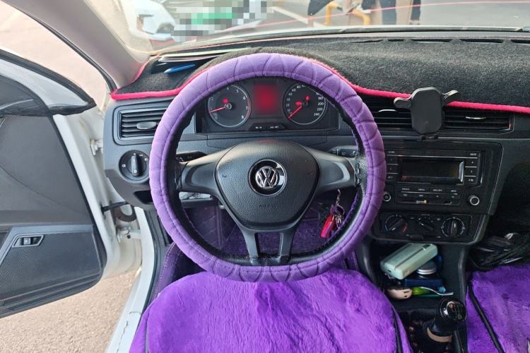 Used Volkswagen Santana 2016 1.4L Manual Fashion Edition Steering Wheel