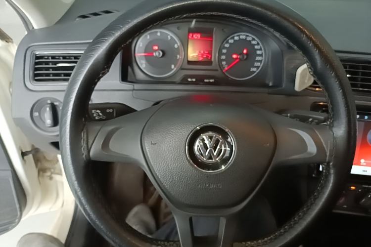 Used Volkswagen Santana 2016 1.6L Manual Fashion Edition Steering Wheel