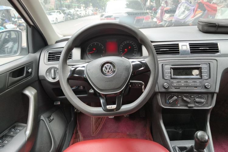 Used Volkswagen Santana 2016 1.6L Manual Fashion Edition Steering Wheel