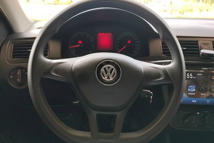 Used Volkswagen Santana 2016 1.4L Manual Fashion Edition Steering Wheel