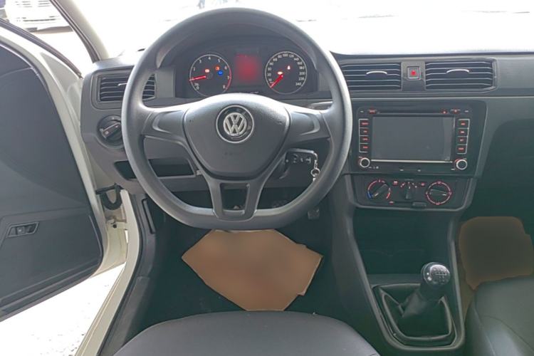 Used Volkswagen Santana 2016 1.6L Manual Fashion Edition Steering Wheel