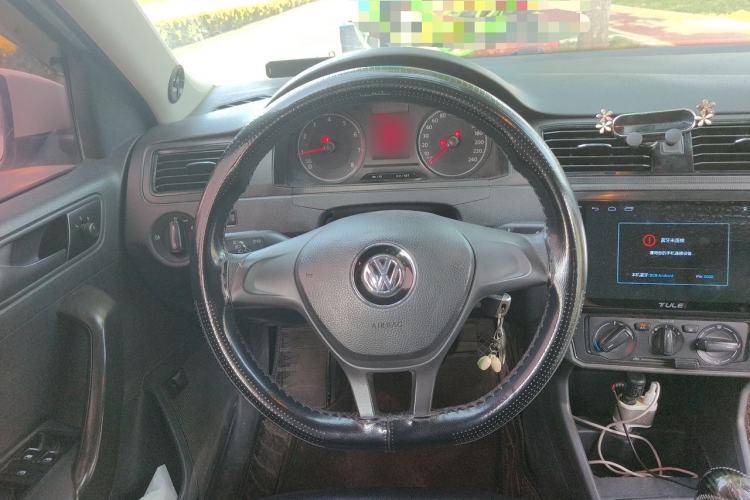 Used Volkswagen Santana 2016 1.4L Manual Fashion Edition Steering Wheel