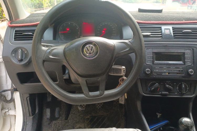 Used Volkswagen Santana 2016 1.4L Manual Fashion Edition Steering Wheel