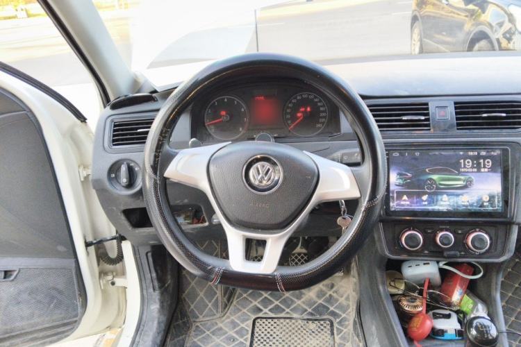 Used Volkswagen Santana 2016 1.6L Manual Fashion Edition Steering Wheel