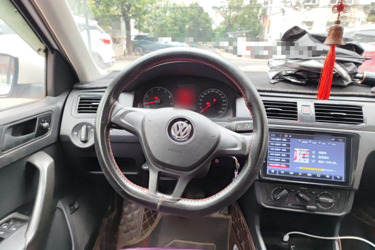 Used Volkswagen Santana 2016 1.6L Manual Fashion Edition Steering Wheel