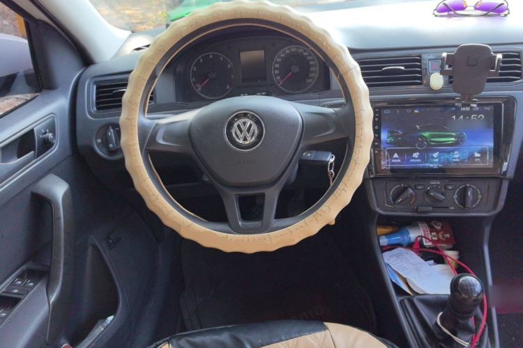 Used Volkswagen Santana 2016 1.4L Manual Fashion Edition Steering Wheel