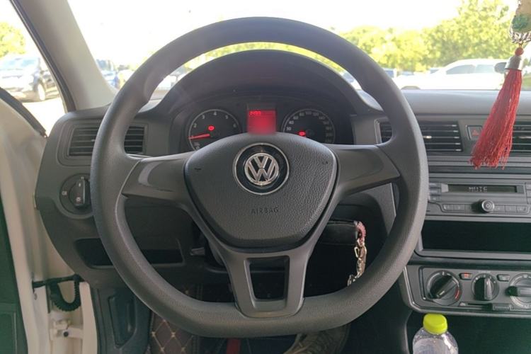 Used Volkswagen Santana 2016 1.6L Manual Fashion Edition Steering Wheel