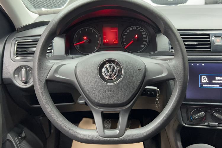 Used Volkswagen Santana 2016 1.6L Manual Fashion Edition Steering Wheel