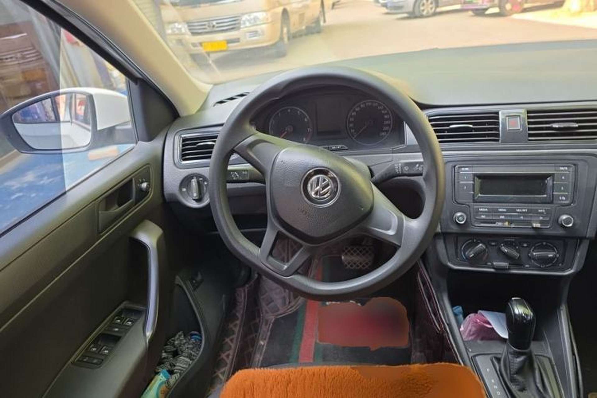 Used Volkswagen Santana 2016 1.6L Automatic Fashion Edition Steering Wheel
