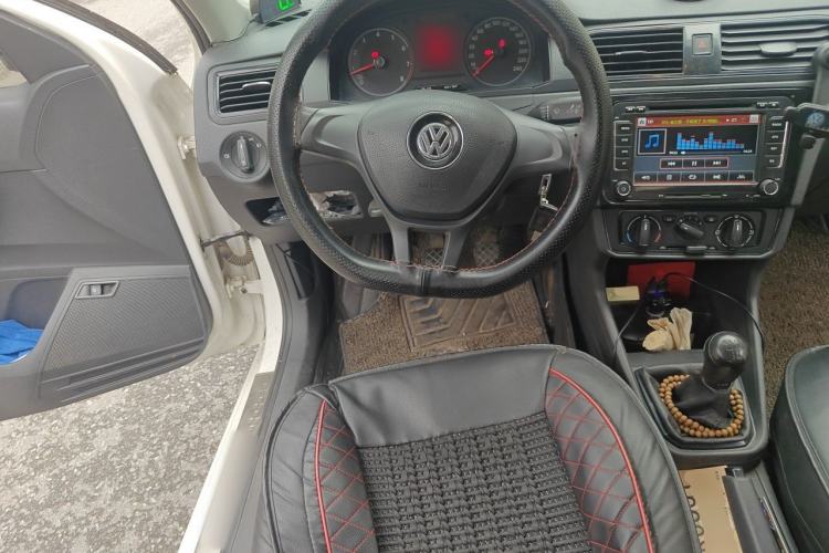 Used Volkswagen Santana 2016 1.6L Manual Fashion Edition Steering Wheel